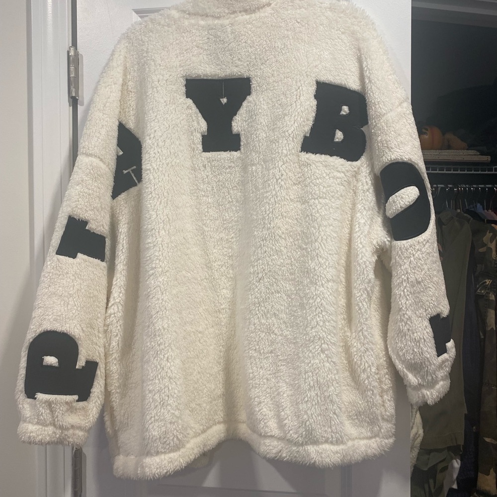 Playboy light fleece jacket-M/L. Ivory color.